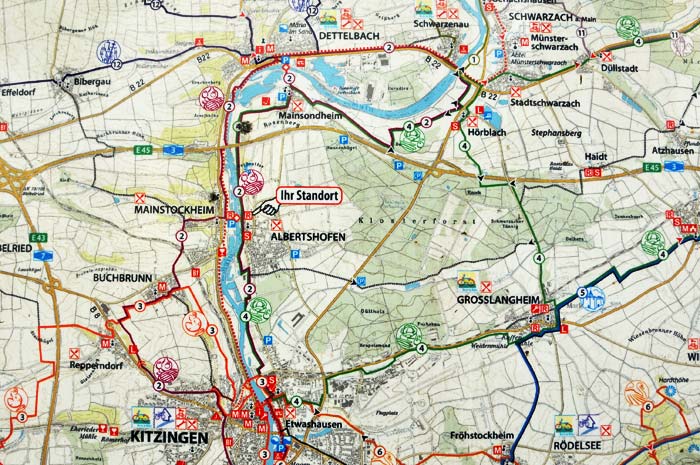 Karte an der Fährstation von Albertshofen