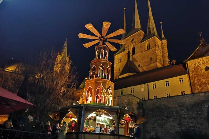 To the end of the year a last Christmas market in Erfurt