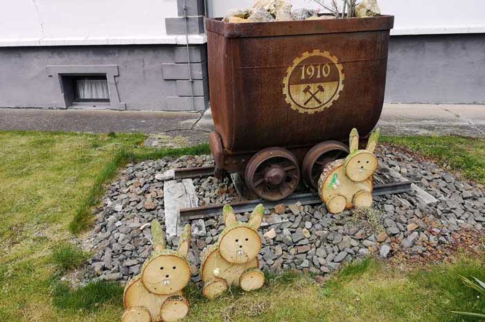 Easter Bunny made of tree slices - but why Bunny?