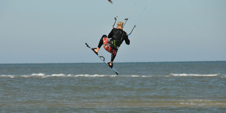 Kite surfing on Spiekeroog beach thanks to steady winds