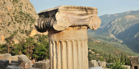 Delphi - die Schatzhäuser entlang der Heiligen Straße