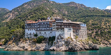 The Athos Monasteries Chalkidiki and the Hesychasm Dispute