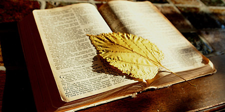 Handgeschriebene Bibel in Ankara wiederentdeckt