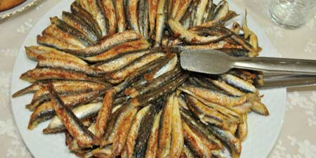 Almost a national dish - Hamsi Kizartma (fried anchovies)