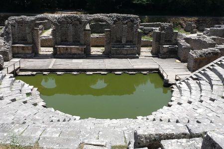 Butrint – a tourist highlights among the ancient sites
