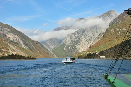komani lake valbona 017