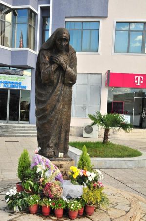 b_450_450_16777215_00_images_albania_shkoder_shkodra-innenstadt-022.jpg