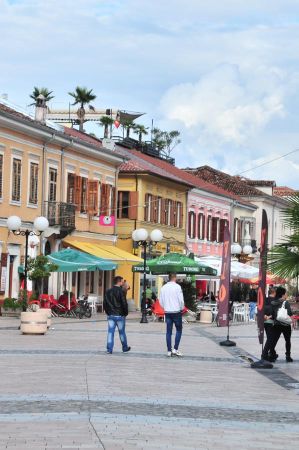 b_450_450_16777215_00_images_albania_shkoder_shkodra-innenstadt-023.jpg