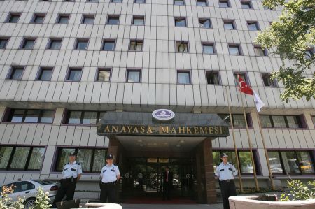 Türkei - Verfassungsgericht lehnt Verlängerung der U-Haft ab