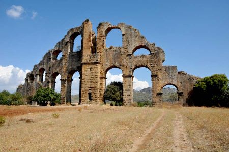 Aquädukt - Wasserleitungssystem der Römer