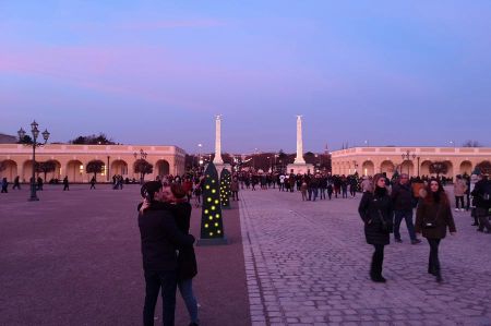 b_450_450_16777215_00_images_austria_vienna_schoenbrunn-weihnachten-02.jpg