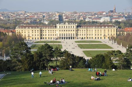 b_450_450_16777215_00_images_austria_vienna_wien-gloriette-010.jpg