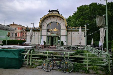 b_450_450_16777215_00_images_austria_vienna_wien-rundgang-02.jpg