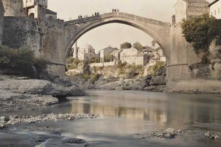 Bosnienkrieg und Zerstörung der Stari most Brücke