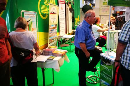 Am Messestand des DCC - Projekt camper-route.de Balkan