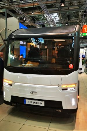 b_450_450_16777215_00_images_camper-und-touren_batteriechasis-01.jpg