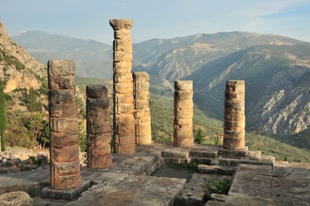 Delphi - Theater und das Heiligtum des Apollon