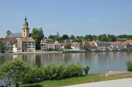b_450_450_16777215_00_images_deutschland_bayern_kitzingen-stadtrundgang-01.jpg