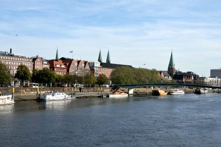 Hafenrundfahrt auf der Weser in Bremen