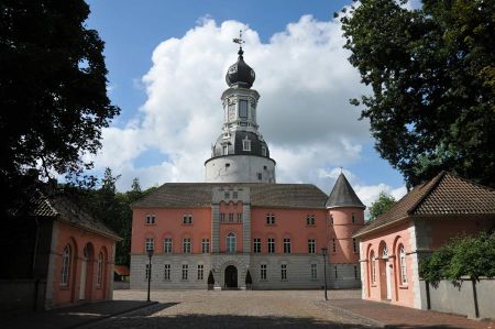 Jever – old town festival and castle visit