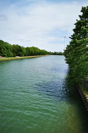 b_450_450_16777215_00_images_deutschland_nordrhein-westfalen_bladenhorst-schloss-05.jpg