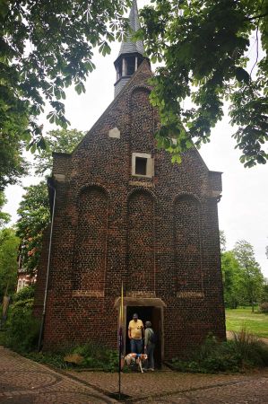 b_450_450_16777215_00_images_deutschland_nordrhein-westfalen_struenkede-wasserschloss-03.jpg
