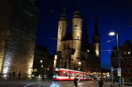 halle nachts 020