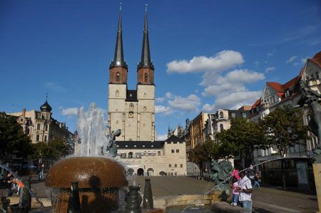 Halle an der Saale - a city tour through the old town