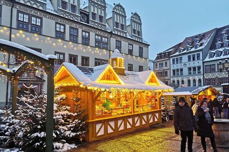 Cathedral city of Naumburg – a Christmas dream in the snow