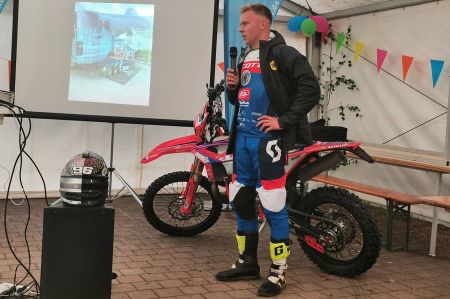 Tim Apolle - Zuhause in Billroda und in der Welt