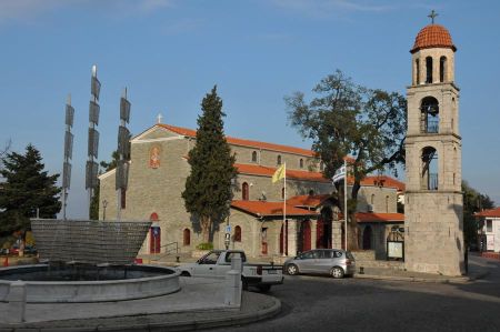 b_450_450_16777215_00_images_griechenland_larissa_litochoro-olymp-03.jpg