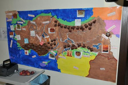 Türkei: Schuljahr startet mit Streit um Islamisierung (Susanne Güsten : Die Presse)