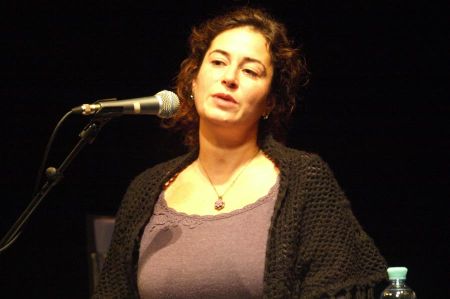 Pinar Selek als kritische Buchautorin