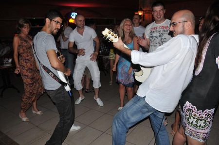 Cover Band „Shaman“ im Utopia