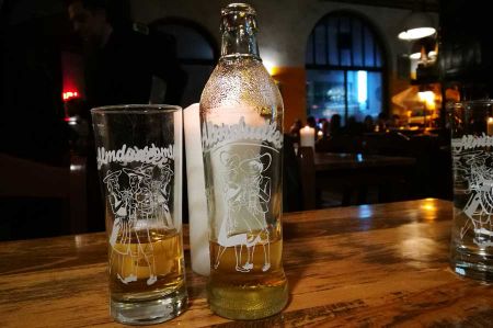 Abstrudeln, Reparaturseidl and Almdudler - experience Vienna
