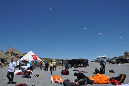 2. Zwischenbericht von der XC Paragliding Competition 2011