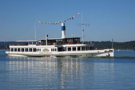 zuerichsee paddle steamer 031