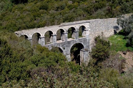 Das Römische Pollio Aquädukt