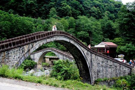 b_450_450_16777215_00_images_turkey_blacksea_region_artvin-1.jpg