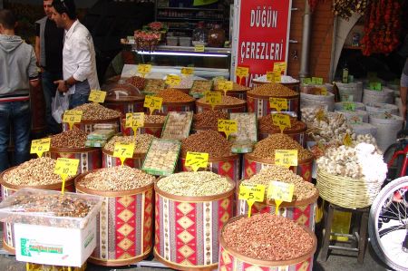 Street markets in Antalya