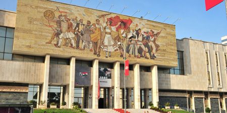 Tirana - Hauptstadt im Wandel zur Moderne
