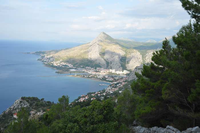 Hike to the refuge Imber Height at Omis