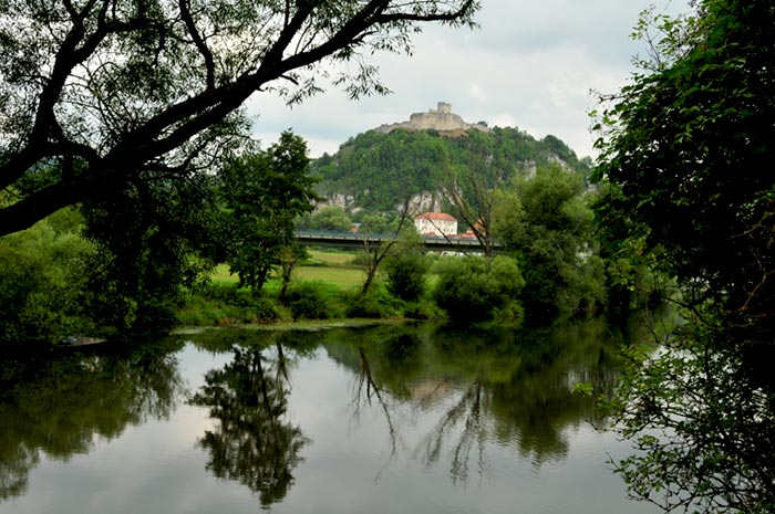 Kallmünz Kalesi ve Naab Nehri