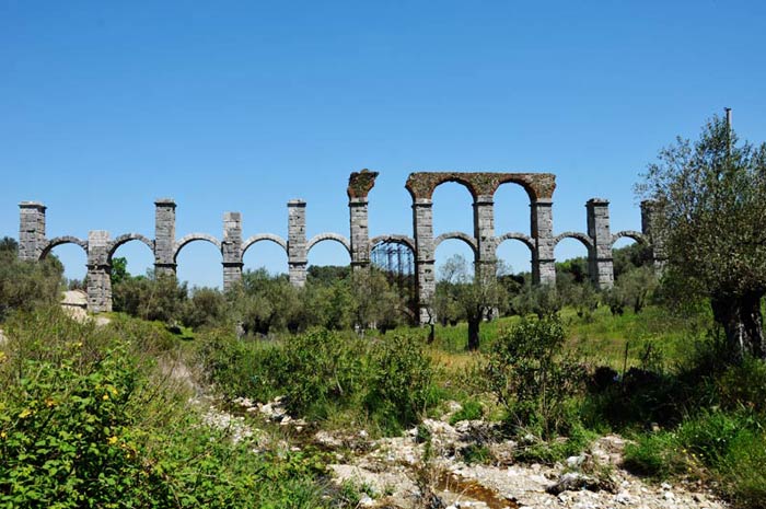 Roman aqueduct at Moria