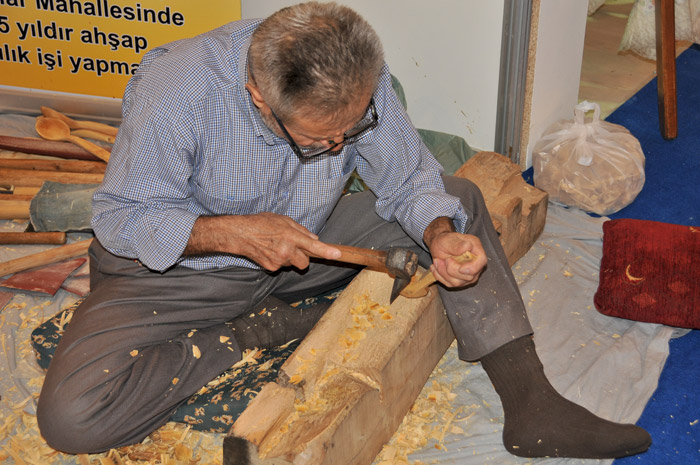 Herstellung eines Holzlöffels