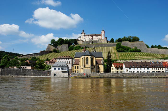 Main Nehri ve Würzburg Kenti