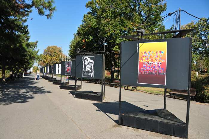 Toleranz - Bilderausstellung zum Thema im Burgpark Belgrad