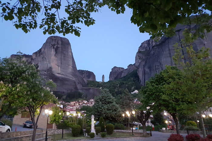 Wanderung zur Felsnadel in Kastraki - Meteora