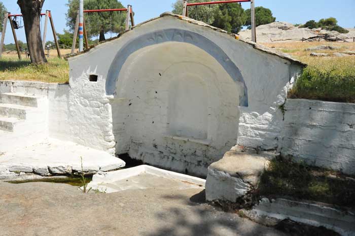 St. Paul's Spring Sithonia - starting point for hiking tours