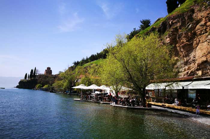 A special highlight in Ohrid - the wooden waterfront